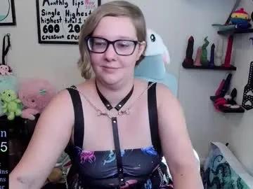ten_tickle_pixie on Chaturbate