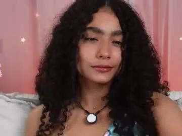 Freechat vicky_curly on Chaturbate