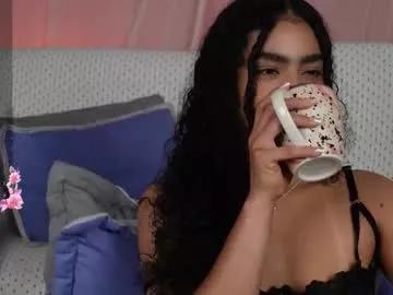 Freechat vicky_curly on Chaturbate