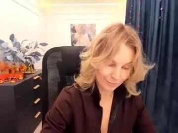 Chaturbate vivianlirei is Freechat vivianlirei — #nonude #milf #bigboobs #findom I want to hear the sound 2222