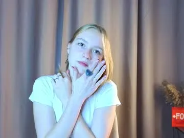 yangsperanza — ^**^ #new and really #shy but super #cute  || GOAL:   How about three finger on my nipples  || #blonde #young [390 tokens remaining]