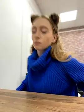 StripChat _AngelMoon_ is Freechat _AngelMoon_ — Morning Kiss