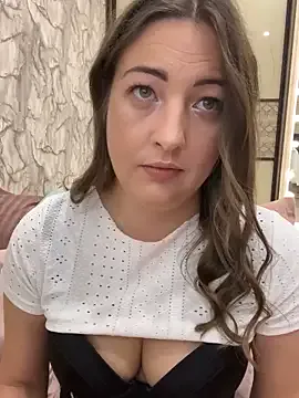 AnnaBri — flash boobs