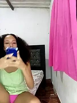 Ari_1217 on StripChat