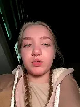 bambi_lu — Group on StripChat