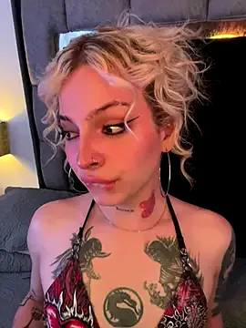 Bonnie_vega — SUCKING DEEP