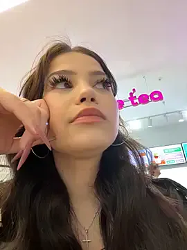 Chloe__Moon — rub pussy under skirt right in mall