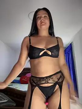 cristina1800 on StripChat