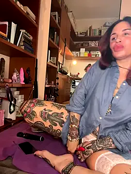 Dancing_wmyselF_ — Freechat on StripChat