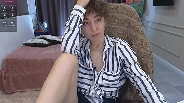 daniellia_ — open legs | tease very hard(no pantyes)