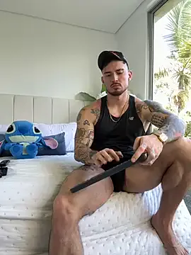 DimitriSullivan_ — finger me