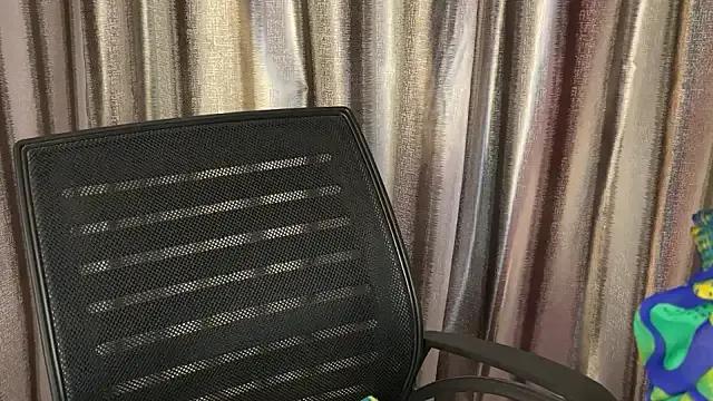 Private Eeraa_ on StripChat