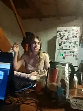 Elnonoykeila77 — Freechat on StripChat