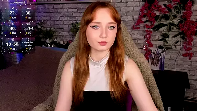 Emma_Chery on StripChat 