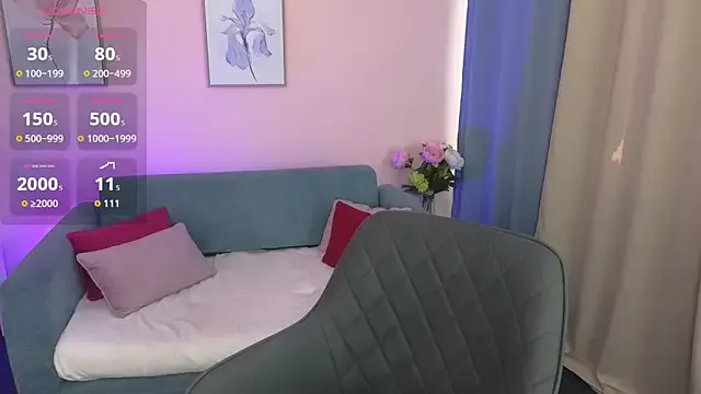 evafolver — Sit on the edge of the bed and play puss