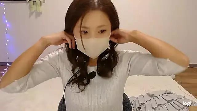 hinano_JP on StripChat