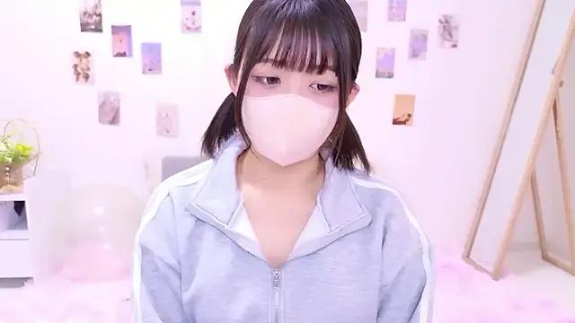 Hinata_Sun on StripChat