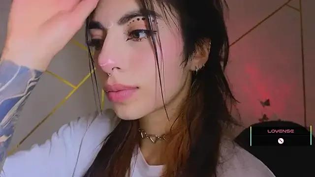 Hollyxx_ on StripChat 