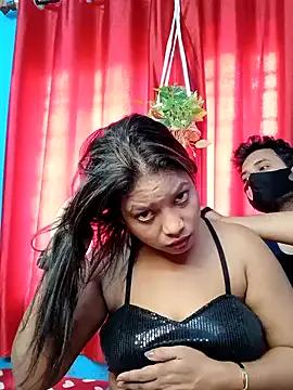 Freechat hornyzinia123 on StripChat