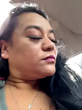 Indira_Nahali1 — play dildo until cumm  public