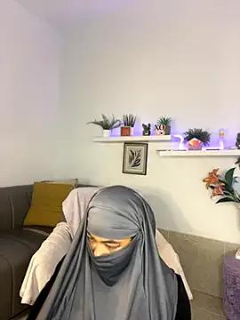 jazmin_anbar — Slap my tits 