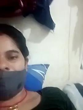 JULEE-740 — Full nude in public