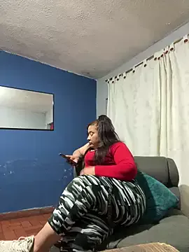 kelly_greys on StripChat 