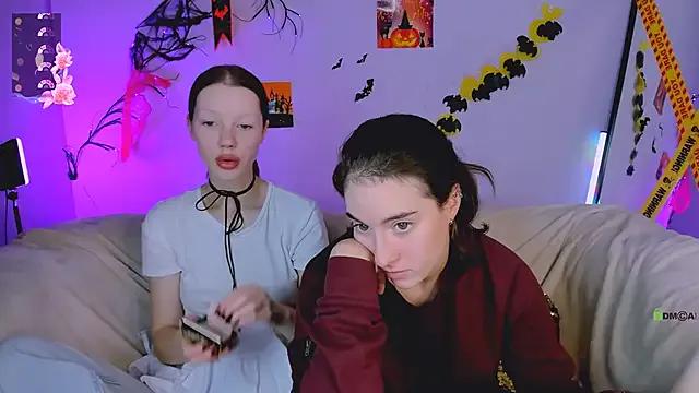 khloebeauty — flash tits