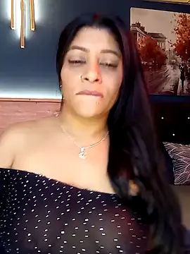 Lashmy111 — super deep throat & nipples clamps