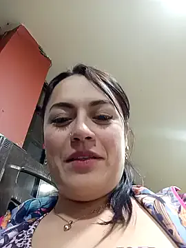 Lesly_10- on StripChat 