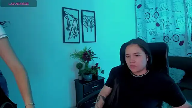 Love_squad_ — bouncing Brenda tits