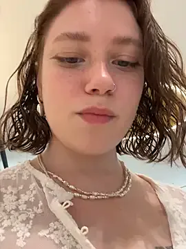 lucy-joy — wow! make my nipples hard