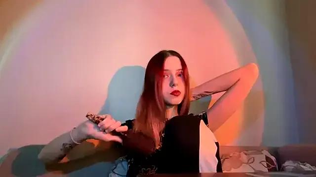 LulyClouds on StripChat