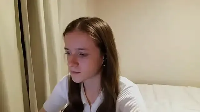 LutealTwinkie — See my beautiful legs)