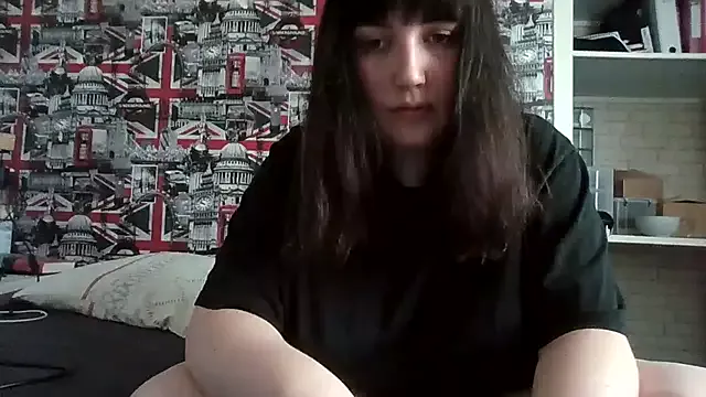 Lynylou on StripChat 