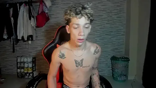 mateodeamjo — SHOW HARD COCK