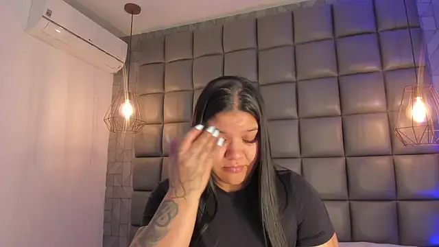 mile_uribe — spread ass