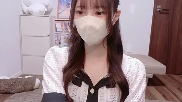 MOEMOE-Q on StripChat