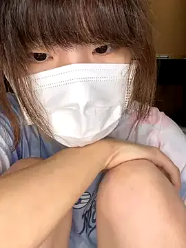 natsumiii — Group on StripChat