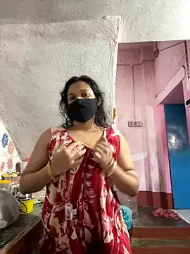 Priyajaanbaby on StripChat