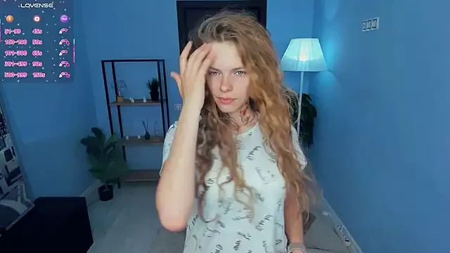RayaNenlia on StripChat 