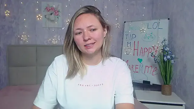SallyVerda on StripChat