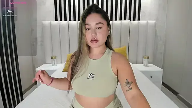 SamanthaConnorX on StripChat 