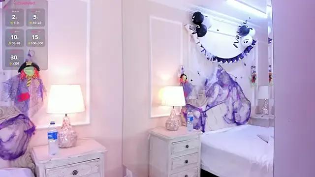 StripChat SamanthaPierce is Freechat SamanthaPierce — Spank my ass while laughing like Chucky