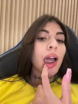 Sarasanders_4 on StripChat