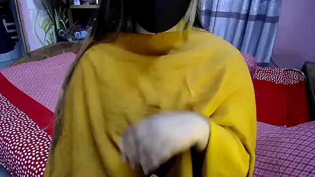 Freechat SeductiveMahira on StripChat