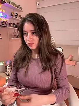 Sharon_07 on StripChat