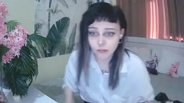 SineKiraReal — sucking fingers with saliva looking stra