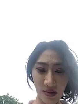 Freechat so-linger on StripChat