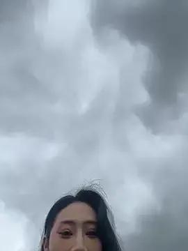 Freechat so-linger on StripChat